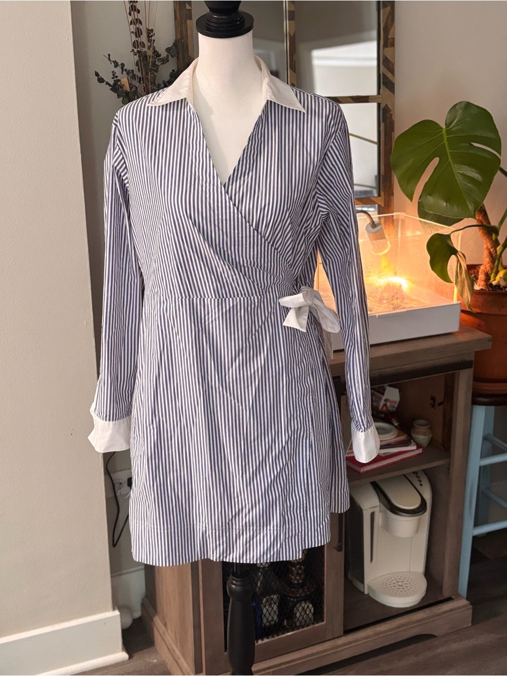 [SPANX] The Best Stretch Cotton Poplin Wrap Shirtdress